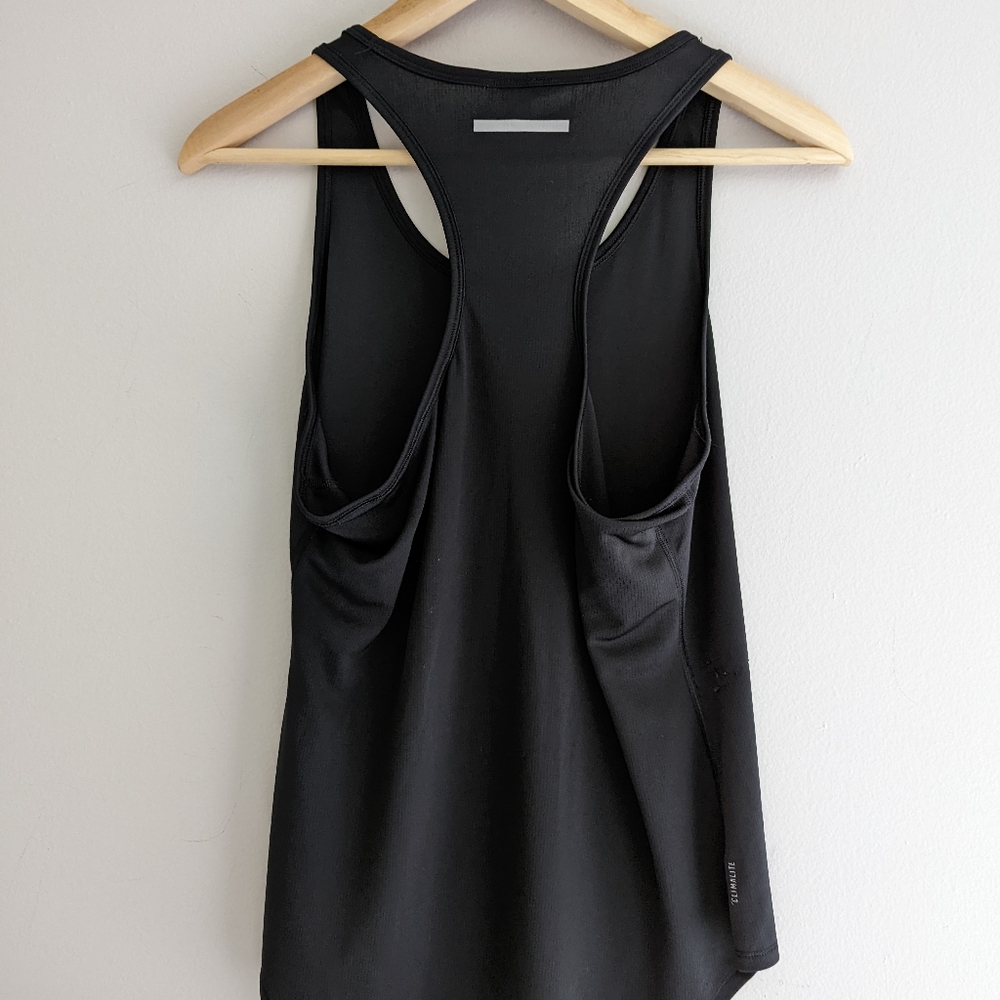 Adidas Tank - Picture 5 of 5